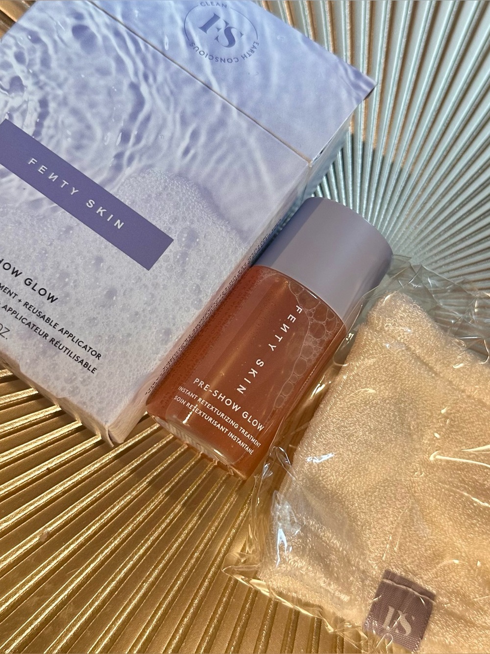 FENTY Pre-Show Glow Instant Retexturizing Treatment — new in box